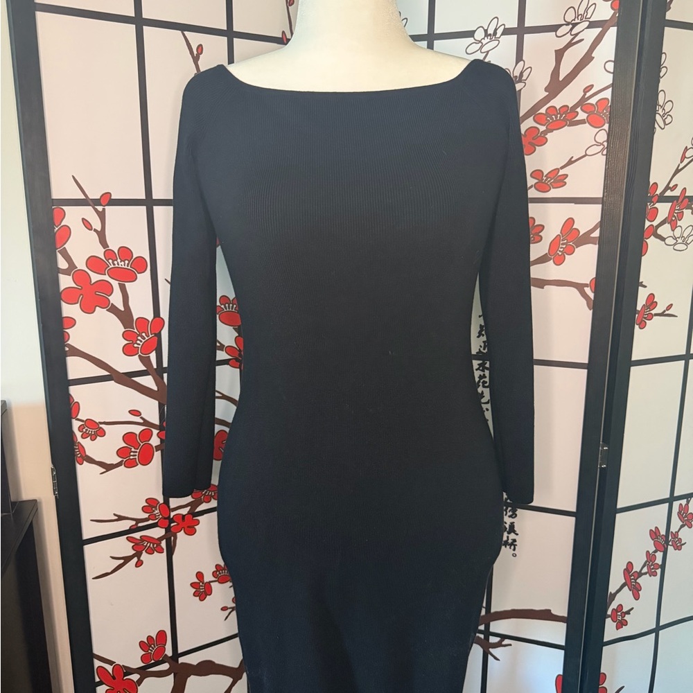 Classic Black Boatneck Long-Sleeve Ribbed Dress